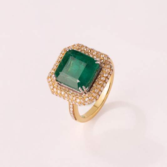 Sunlight Emerald Ring